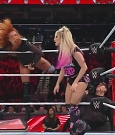 WWE_Monday_Night_Raw_2022_12_05_720p_HDTV_x264-NWCHD_mp4_006947431.jpg