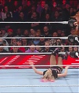 WWE_Monday_Night_Raw_2022_12_05_720p_HDTV_x264-NWCHD_mp4_006955840.jpg