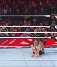 WWE_Monday_Night_Raw_2022_12_05_720p_HDTV_x264-NWCHD_mp4_006956240.jpg