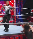 WWE_Monday_Night_Raw_2022_12_05_720p_HDTV_x264-NWCHD_mp4_006963047.jpg