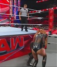 WWE_Monday_Night_Raw_2022_12_05_720p_HDTV_x264-NWCHD_mp4_006966250.jpg