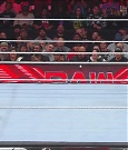 WWE_Monday_Night_Raw_2022_12_05_720p_HDTV_x264-NWCHD_mp4_007083968.jpg