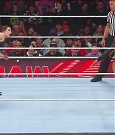 WWE_Monday_Night_Raw_2022_12_05_720p_HDTV_x264-NWCHD_mp4_007087572.jpg