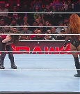 WWE_Monday_Night_Raw_2022_12_05_720p_HDTV_x264-NWCHD_mp4_007101986.jpg