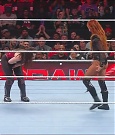 WWE_Monday_Night_Raw_2022_12_05_720p_HDTV_x264-NWCHD_mp4_007102787.jpg