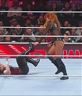 WWE_Monday_Night_Raw_2022_12_05_720p_HDTV_x264-NWCHD_mp4_007105590.jpg