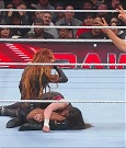 WWE_Monday_Night_Raw_2022_12_05_720p_HDTV_x264-NWCHD_mp4_007138823.jpg
