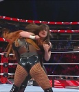 WWE_Monday_Night_Raw_2022_12_05_720p_HDTV_x264-NWCHD_mp4_007164048.jpg