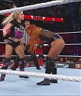 WWE_Monday_Night_Raw_2022_12_05_720p_HDTV_x264-NWCHD_mp4_007174859.jpg