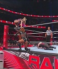 WWE_Monday_Night_Raw_2022_12_05_720p_HDTV_x264-NWCHD_mp4_007236120.jpg
