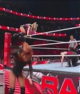 WWE_Monday_Night_Raw_2022_12_05_720p_HDTV_x264-NWCHD_mp4_007238122.jpg