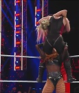 WWE_Monday_Night_Raw_2022_12_05_720p_HDTV_x264-NWCHD_mp4_007254539.jpg