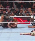 WWE_Monday_Night_Raw_2022_12_05_720p_HDTV_x264-NWCHD_mp4_007262547.jpg