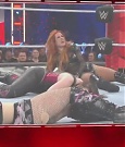 WWE_Monday_Night_Raw_2022_12_05_720p_HDTV_x264-NWCHD_mp4_007268553.jpg