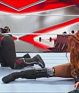 WWE_Monday_Night_Raw_2022_12_05_720p_HDTV_x264-NWCHD_mp4_007457375.jpg