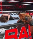 WWE_Monday_Night_Raw_2022_12_05_720p_HDTV_x264-NWCHD_mp4_007505423.jpg