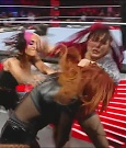 WWE_Monday_Night_Raw_2022_12_05_720p_HDTV_x264-NWCHD_mp4_007527445.jpg
