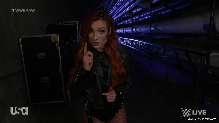 WWE_Monday_Night_Raw_2022_12_19_720p_HDTV_x264-NWCHD_mp4_005579411.jpg