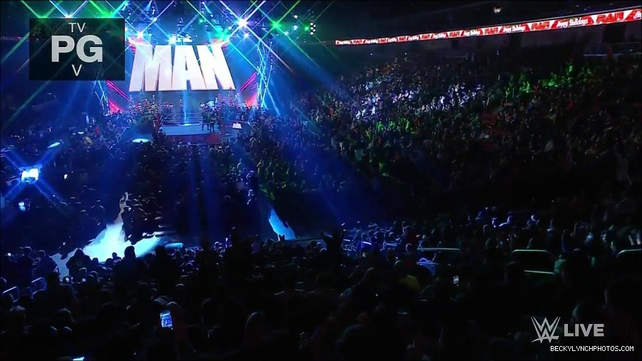 WWE_Monday_Night_Raw_2022_12_19_720p_HDTV_x264-NWCHD_mp4_005718917.jpg