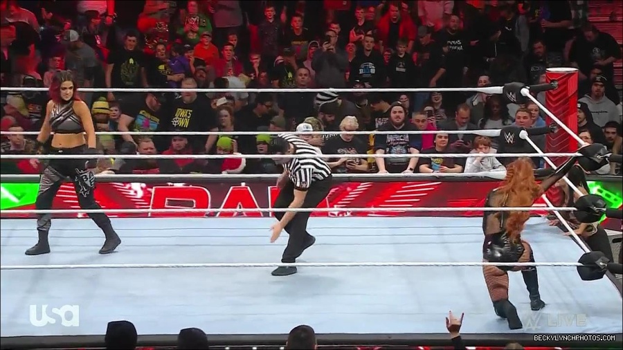 WWE_Monday_Night_Raw_2022_12_19_720p_HDTV_x264-NWCHD_mp4_005798997.jpg