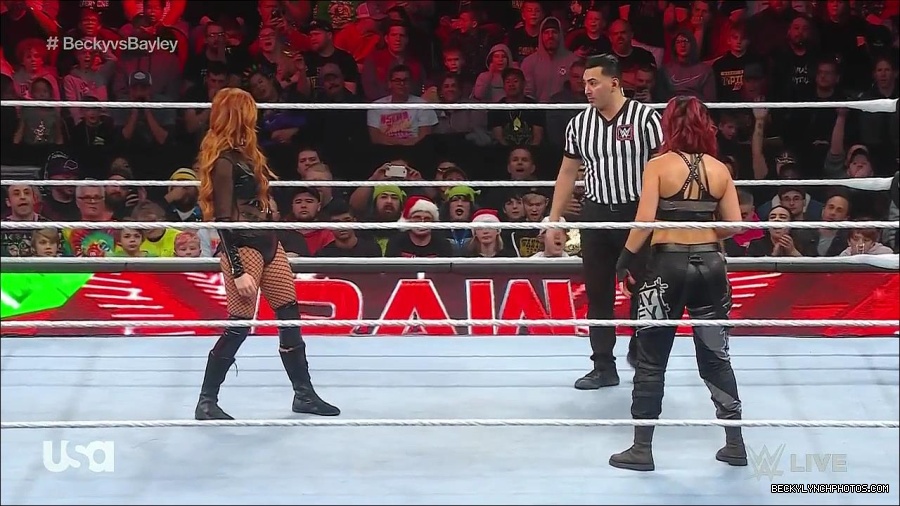 WWE_Monday_Night_Raw_2022_12_19_720p_HDTV_x264-NWCHD_mp4_005811810.jpg
