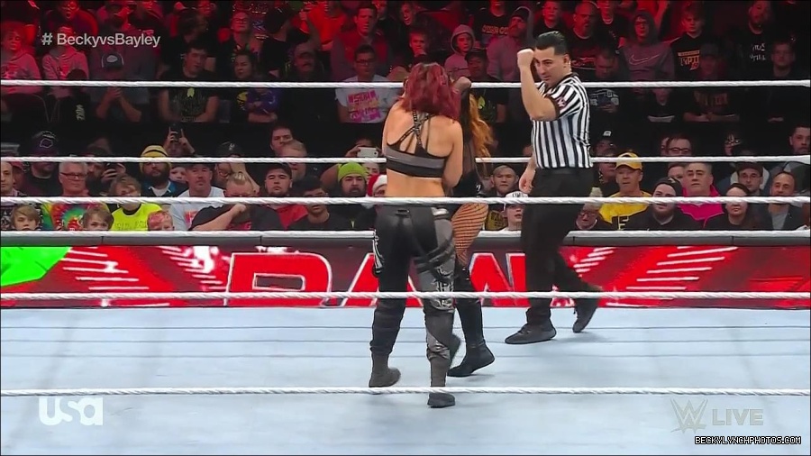 WWE_Monday_Night_Raw_2022_12_19_720p_HDTV_x264-NWCHD_mp4_005831830.jpg