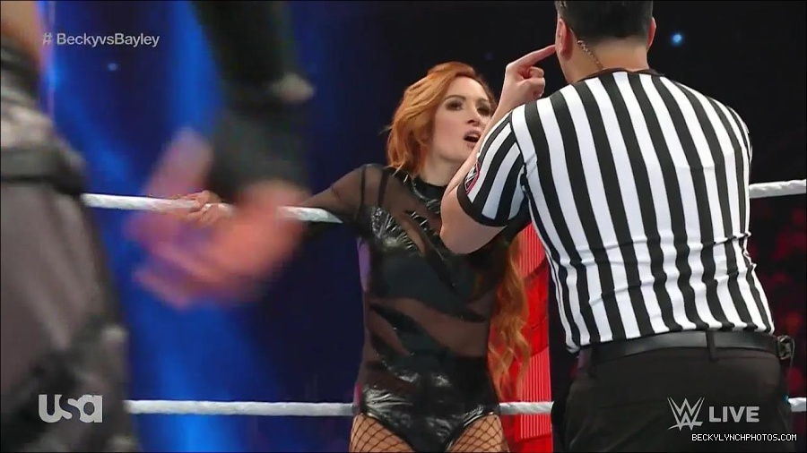 WWE_Monday_Night_Raw_2022_12_19_720p_HDTV_x264-NWCHD_mp4_005868266.jpg