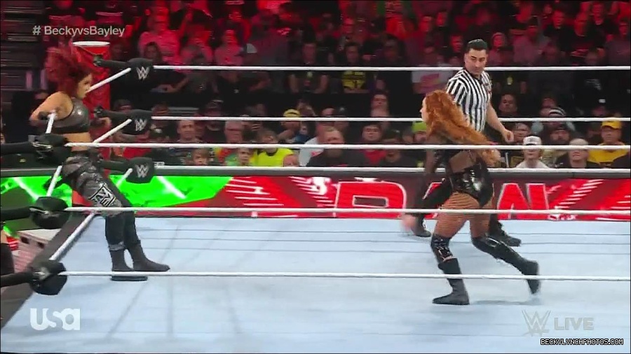 WWE_Monday_Night_Raw_2022_12_19_720p_HDTV_x264-NWCHD_mp4_005913111.jpg