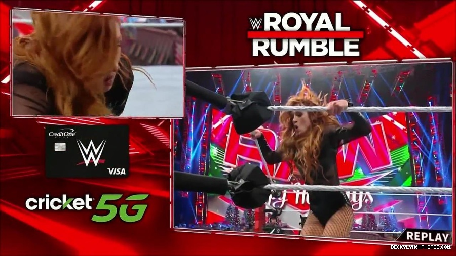 WWE_Monday_Night_Raw_2022_12_19_720p_HDTV_x264-NWCHD_mp4_006149882.jpg