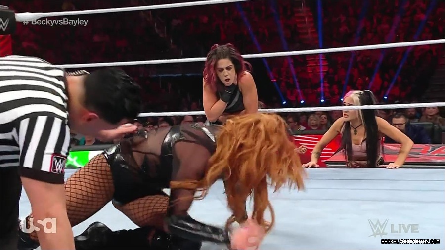 WWE_Monday_Night_Raw_2022_12_19_720p_HDTV_x264-NWCHD_mp4_006389721.jpg