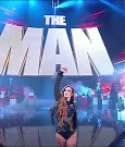 WWE_Monday_Night_Raw_2022_12_19_720p_HDTV_x264-NWCHD_mp4_005735734.jpg