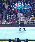 WWE_Monday_Night_Raw_2022_12_19_720p_HDTV_x264-NWCHD_mp4_005756555.jpg