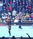 WWE_Monday_Night_Raw_2022_12_19_720p_HDTV_x264-NWCHD_mp4_005758557.jpg