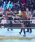 WWE_Monday_Night_Raw_2022_12_19_720p_HDTV_x264-NWCHD_mp4_005773372.jpg