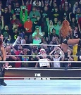 WWE_Monday_Night_Raw_2022_12_19_720p_HDTV_x264-NWCHD_mp4_005778577.jpg