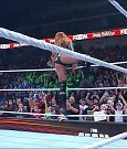 WWE_Monday_Night_Raw_2022_12_19_720p_HDTV_x264-NWCHD_mp4_005780979.jpg