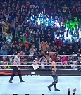 WWE_Monday_Night_Raw_2022_12_19_720p_HDTV_x264-NWCHD_mp4_005782180.jpg