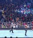 WWE_Monday_Night_Raw_2022_12_19_720p_HDTV_x264-NWCHD_mp4_005782981.jpg