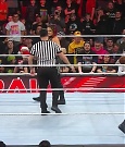 WWE_Monday_Night_Raw_2022_12_19_720p_HDTV_x264-NWCHD_mp4_005795794.jpg