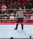 WWE_Monday_Night_Raw_2022_12_19_720p_HDTV_x264-NWCHD_mp4_005797796.jpg