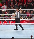 WWE_Monday_Night_Raw_2022_12_19_720p_HDTV_x264-NWCHD_mp4_005798196.jpg