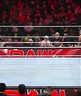 WWE_Monday_Night_Raw_2022_12_19_720p_HDTV_x264-NWCHD_mp4_005802601.jpg