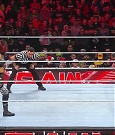 WWE_Monday_Night_Raw_2022_12_19_720p_HDTV_x264-NWCHD_mp4_005807005.jpg