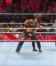 WWE_Monday_Night_Raw_2022_12_19_720p_HDTV_x264-NWCHD_mp4_005824222.jpg