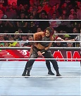 WWE_Monday_Night_Raw_2022_12_19_720p_HDTV_x264-NWCHD_mp4_005824623.jpg