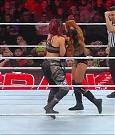 WWE_Monday_Night_Raw_2022_12_19_720p_HDTV_x264-NWCHD_mp4_005831430.jpg