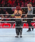 WWE_Monday_Night_Raw_2022_12_19_720p_HDTV_x264-NWCHD_mp4_005832230.jpg