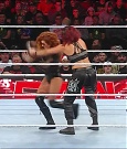 WWE_Monday_Night_Raw_2022_12_19_720p_HDTV_x264-NWCHD_mp4_005835434.jpg