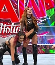 WWE_Monday_Night_Raw_2022_12_19_720p_HDTV_x264-NWCHD_mp4_005842641.jpg