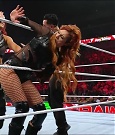 WWE_Monday_Night_Raw_2022_12_19_720p_HDTV_x264-NWCHD_mp4_005853051.jpg